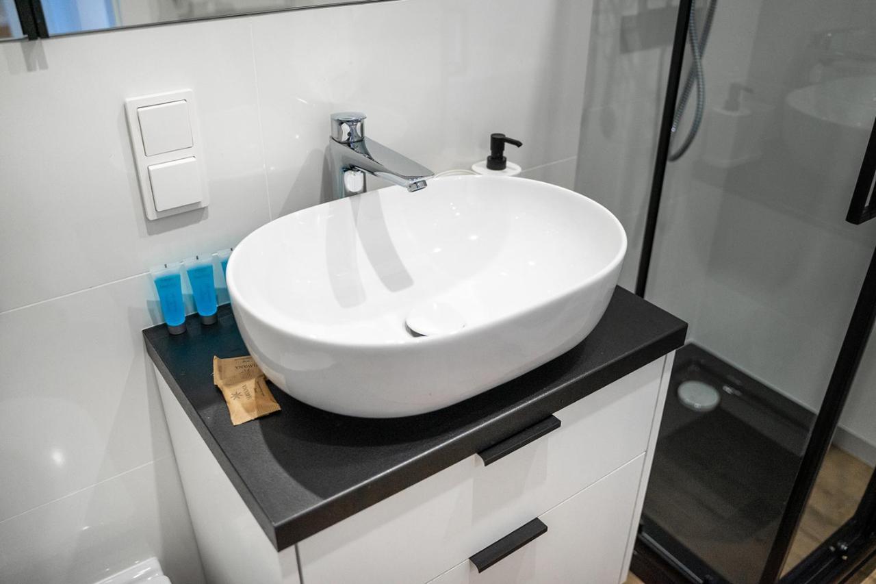 Dzielna Standard Apartment Warszawa Eksteriør billede