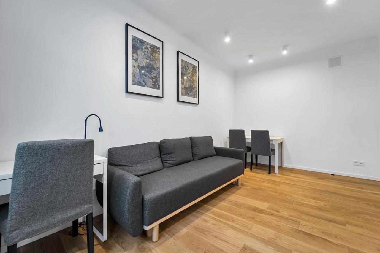 Dzielna Standard Apartment Warszawa Eksteriør billede